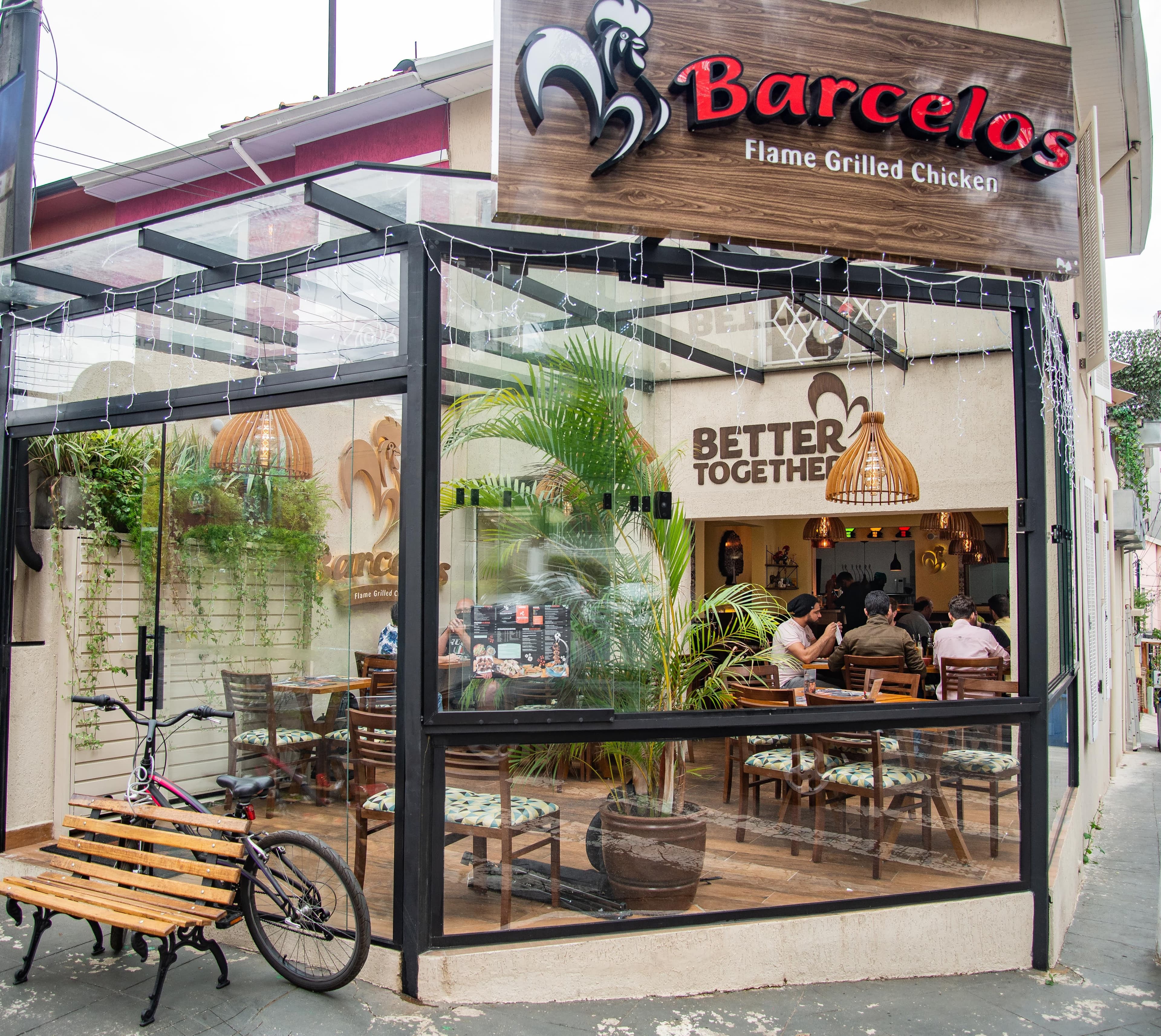 Frango Inteiro Barcelos